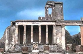 Best of Naples and Pompeii Full-Day with Luxury Car - WOW Tour